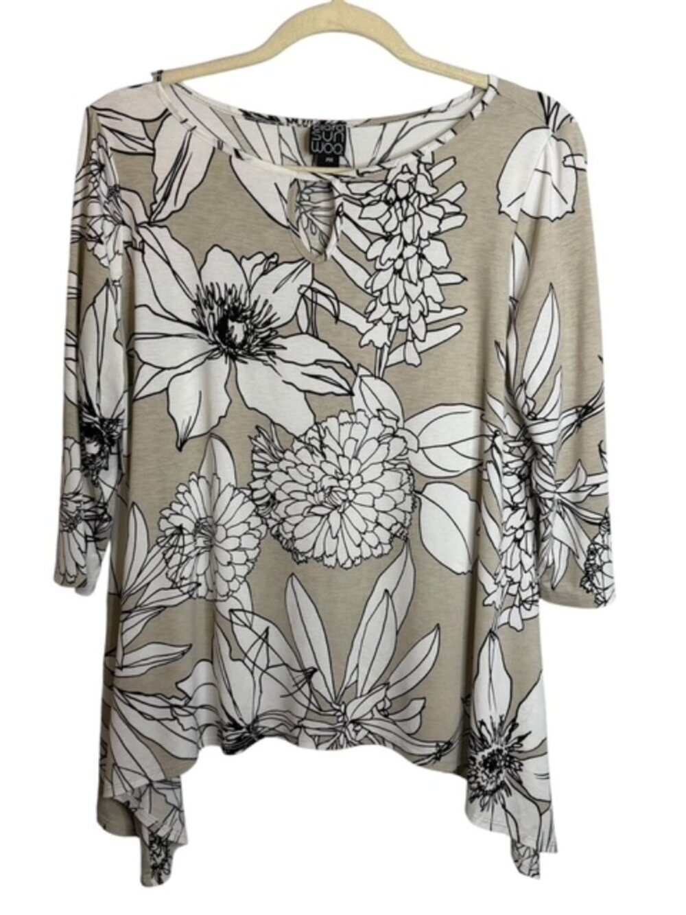 Clara Sun Woo Blouse Women's Medium Petite Floral Office Lightweight Tan White